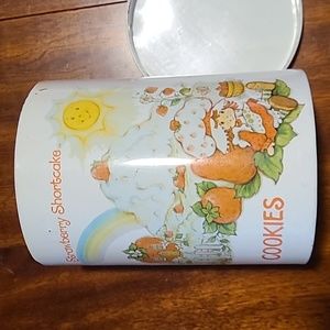 Strawberry Shortcake Cookie Tin